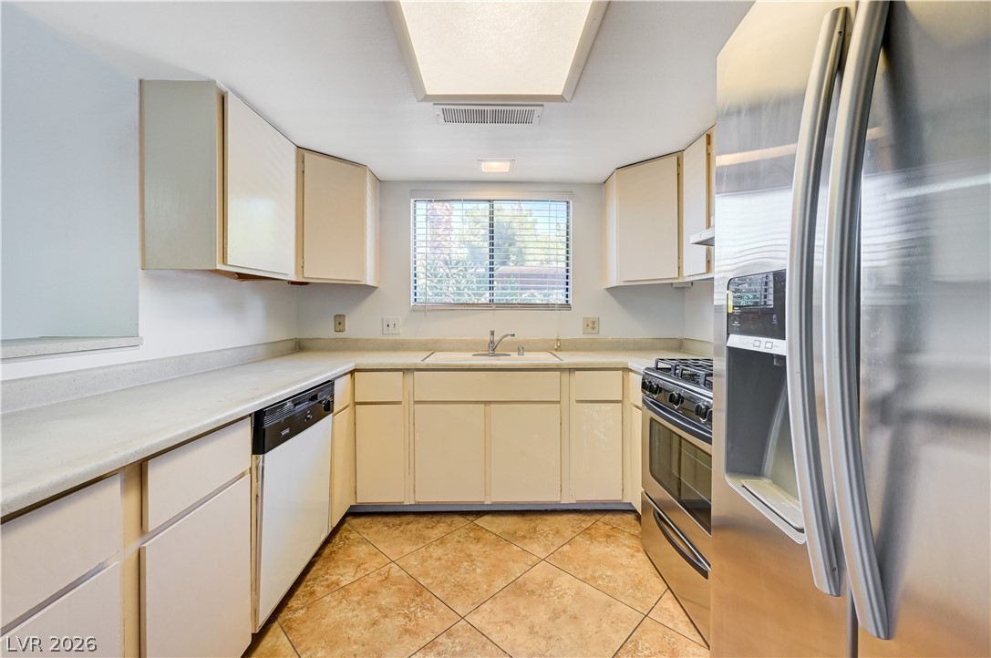 191 Bel Port Drive 194 Las Vegas NV 89110