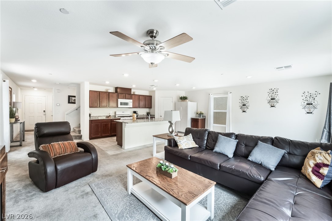 6631 Frosted Harvest Avenue Las Vegas NV 89108