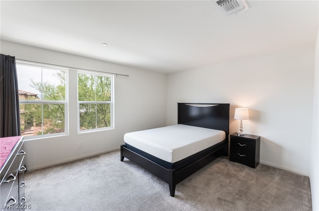 6631 Frosted Harvest Avenue Las Vegas NV 89108