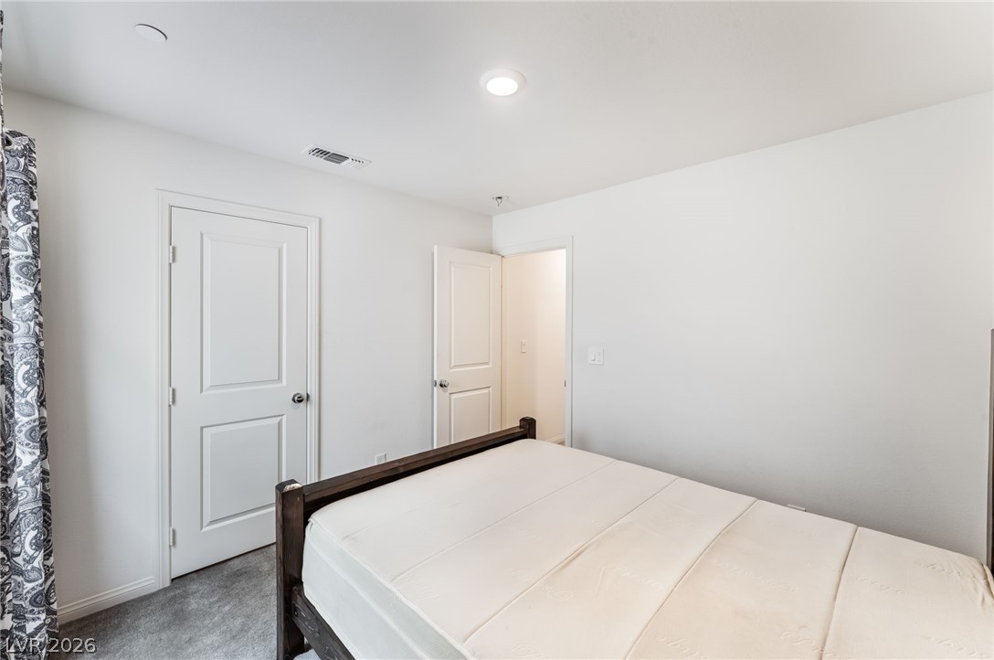 6631 Frosted Harvest Avenue Las Vegas NV 89108