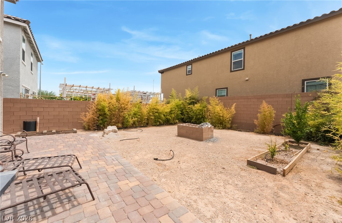6631 Frosted Harvest Avenue Las Vegas NV 89108
