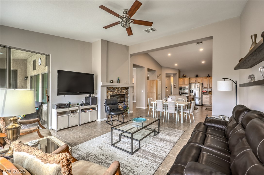 8320 Preppy Fox Avenue Las Vegas NV 89131
