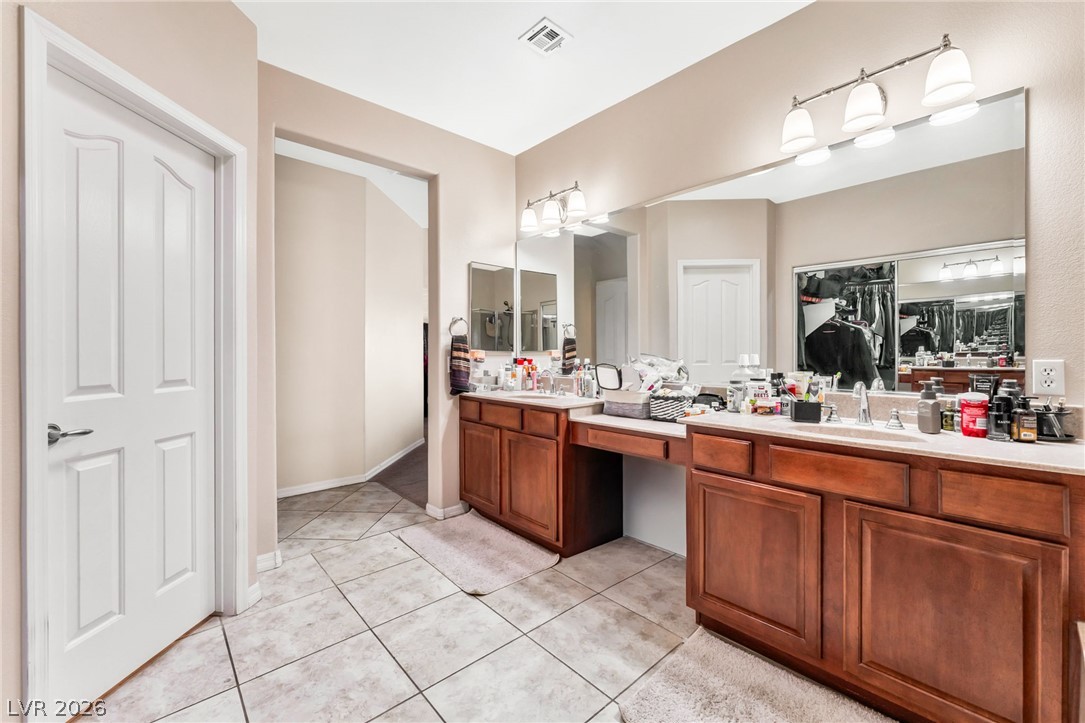 6450 Hughes Springs Drive Las Vegas NV 89131