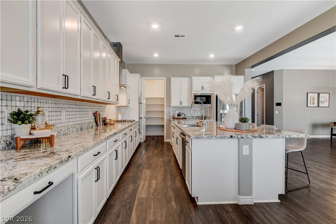6390 Painted Creek Street Las Vegas NV 89149