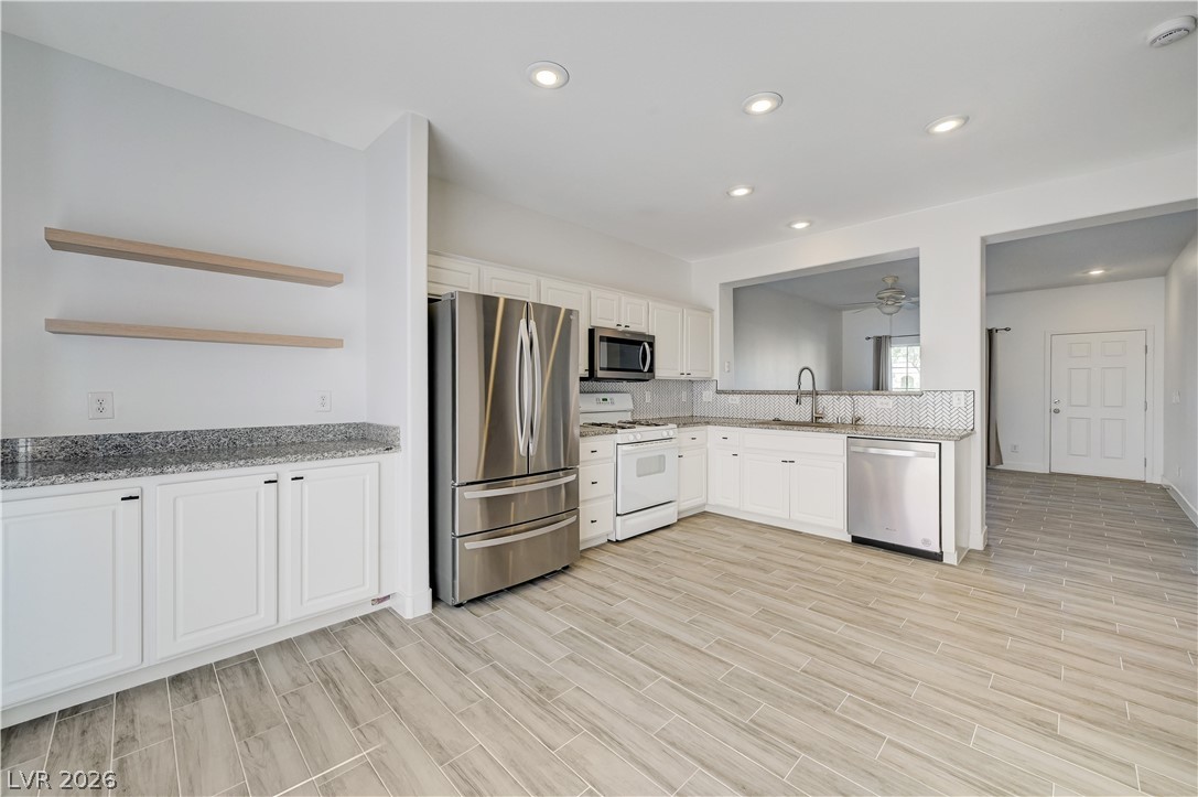 7439 Mariposa Grove Street Las Vegas NV 89139