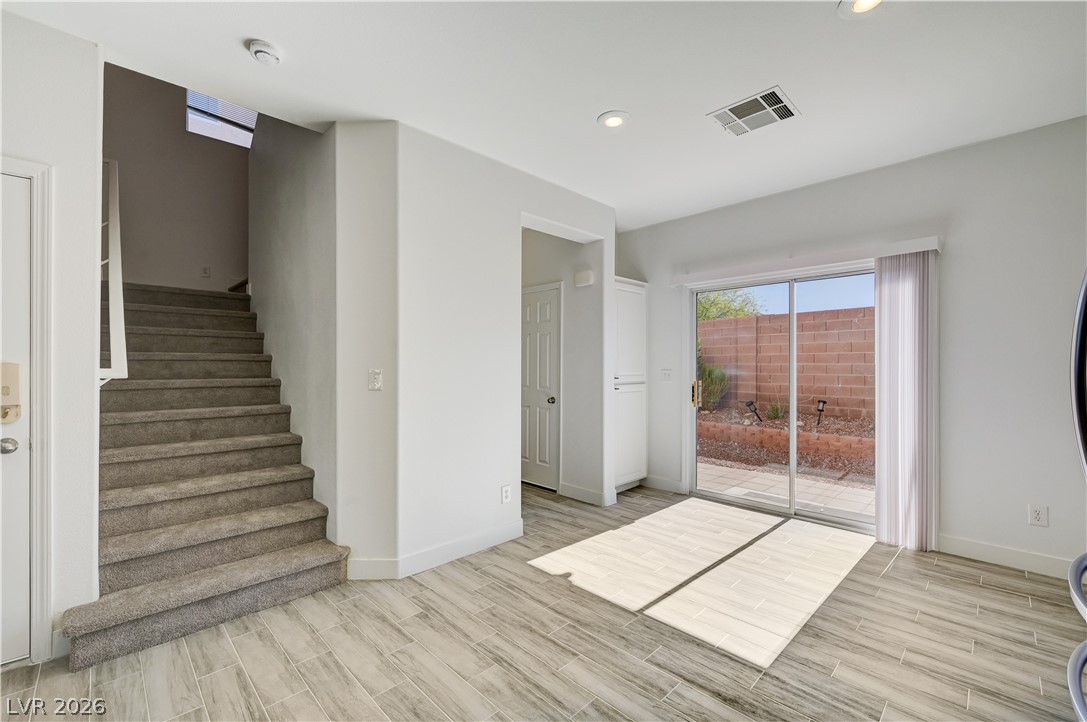 7439 Mariposa Grove Street Las Vegas NV 89139