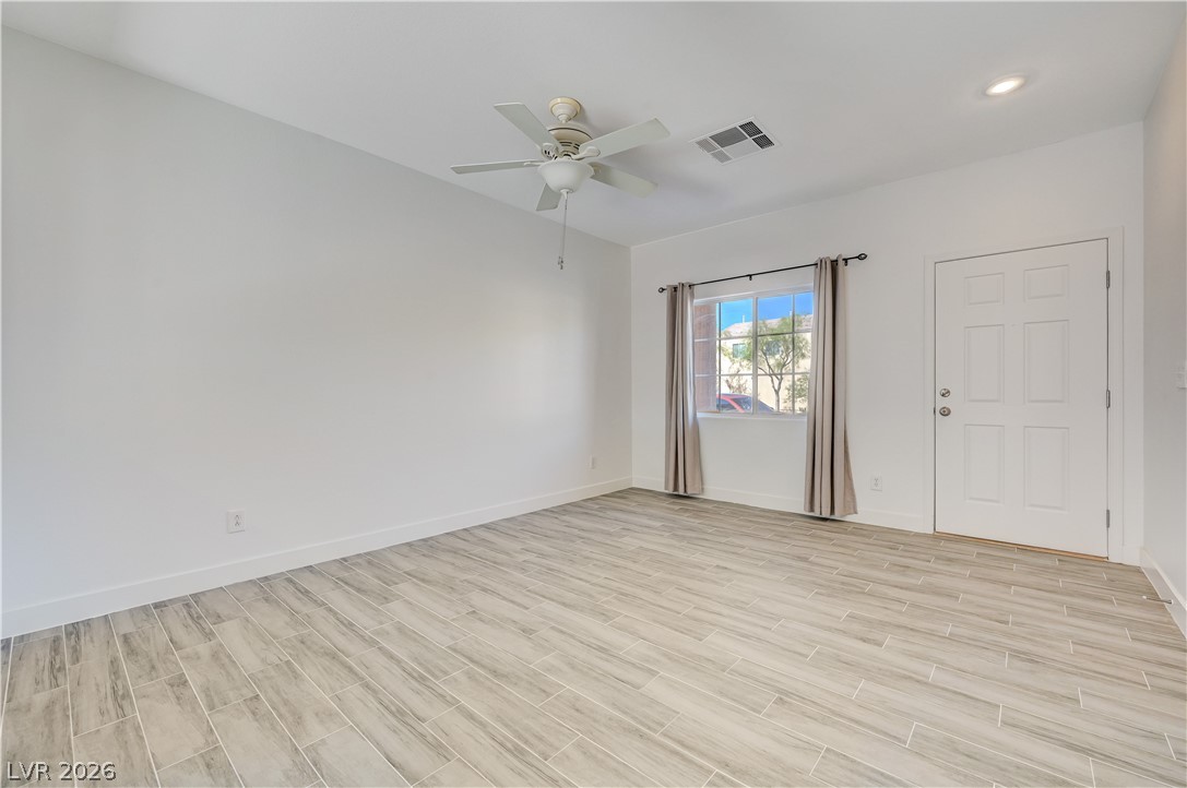 7439 Mariposa Grove Street Las Vegas NV 89139