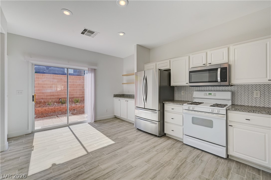 7439 Mariposa Grove Street Las Vegas NV 89139