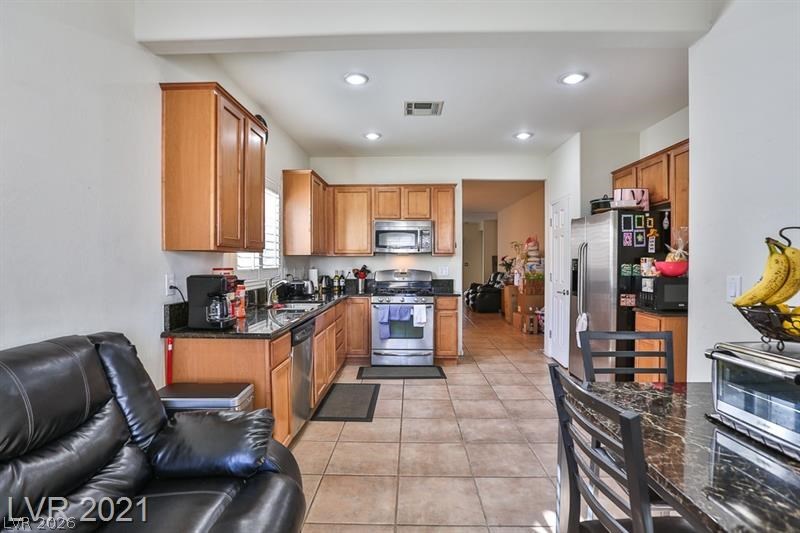 2421 Great Auk Avenue North Las Vegas NV 89084