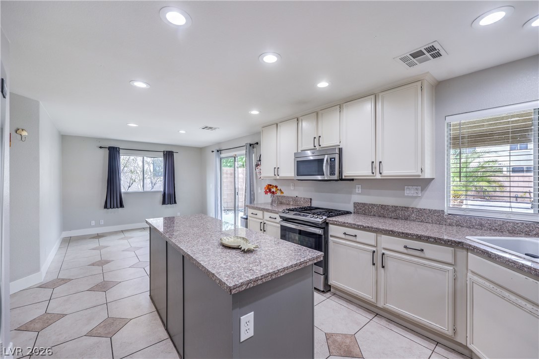 6525 Night Owl Bluff Avenue North Las Vegas NV 89084