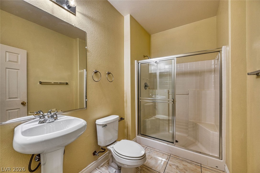 9609 Rolling Thunder Avenue Las Vegas NV 89148