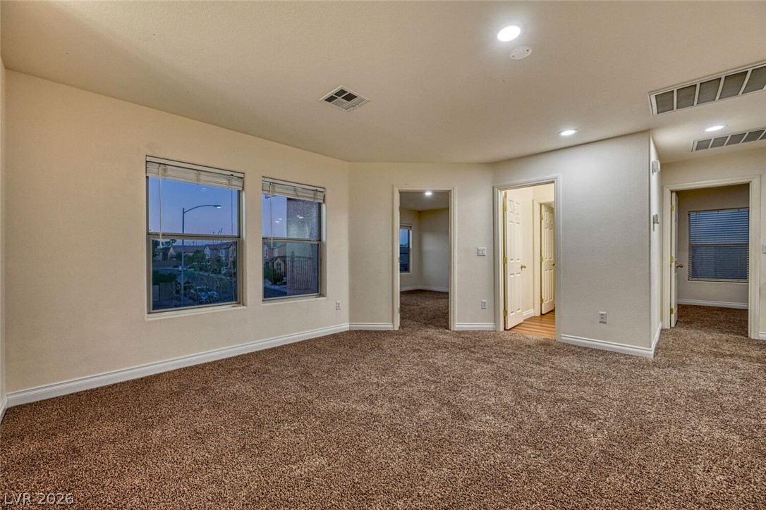 9609 Rolling Thunder Avenue Las Vegas NV 89148