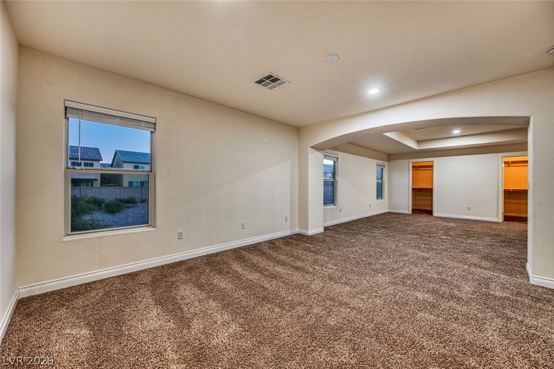 9609 Rolling Thunder Avenue Las Vegas NV 89148