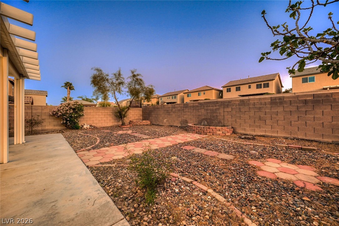 9609 Rolling Thunder Avenue Las Vegas NV 89148