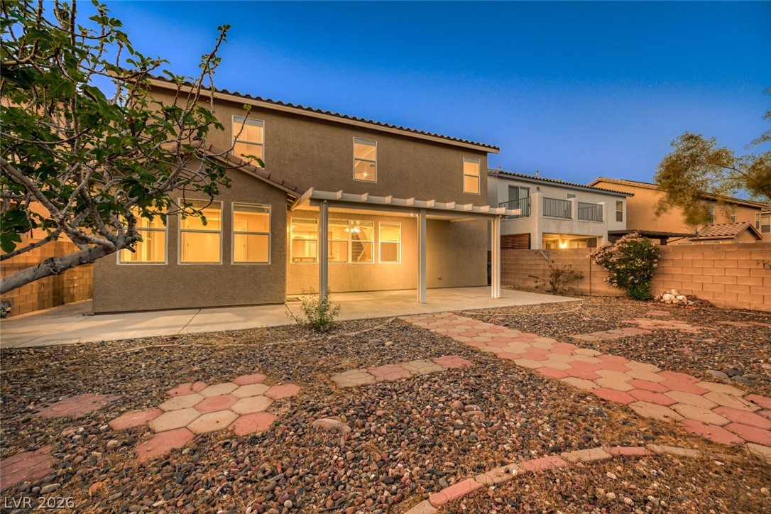 9609 Rolling Thunder Avenue Las Vegas NV 89148