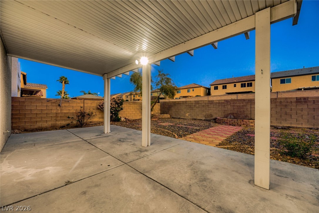 9609 Rolling Thunder Avenue Las Vegas NV 89148
