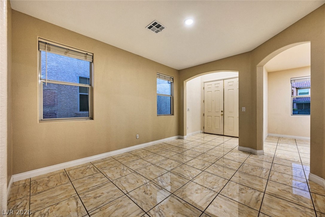 9609 Rolling Thunder Avenue Las Vegas NV 89148