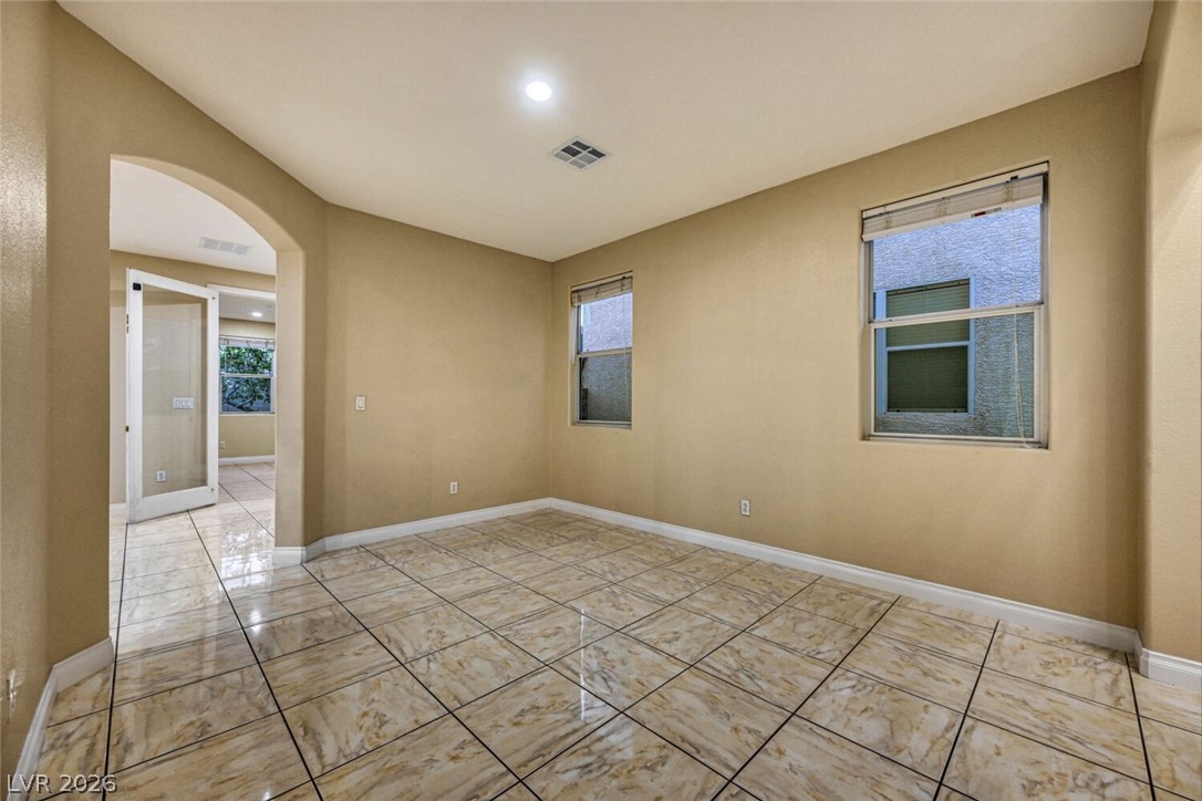 9609 Rolling Thunder Avenue Las Vegas NV 89148