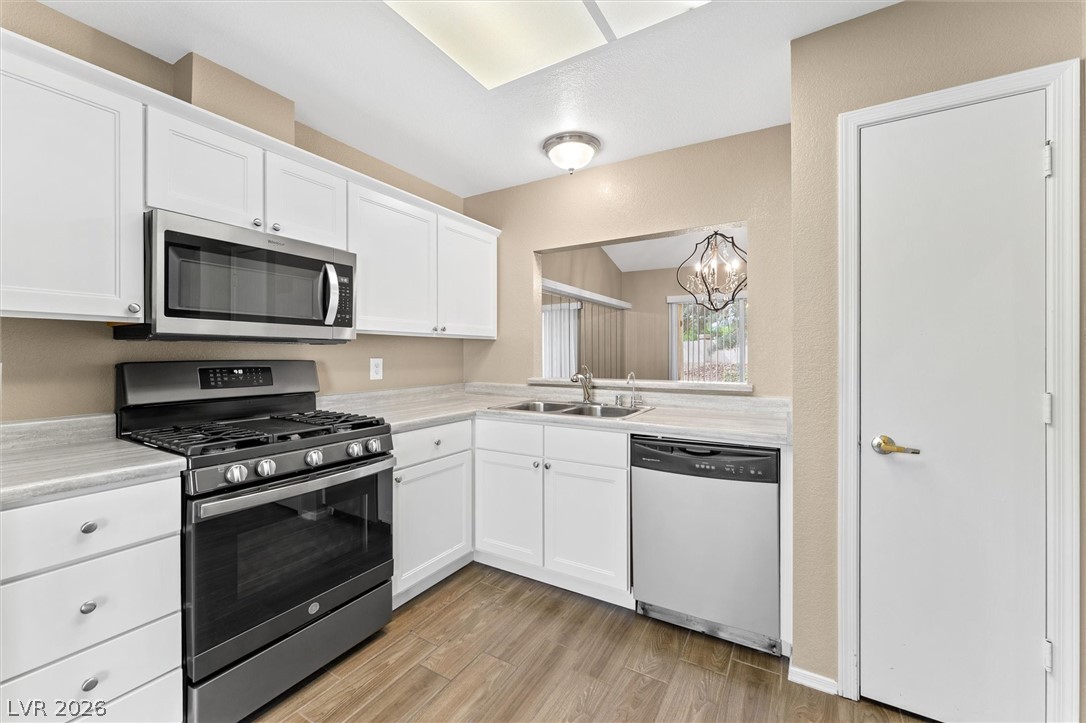 2400 Dove Valley Court Las Vegas NV 89134