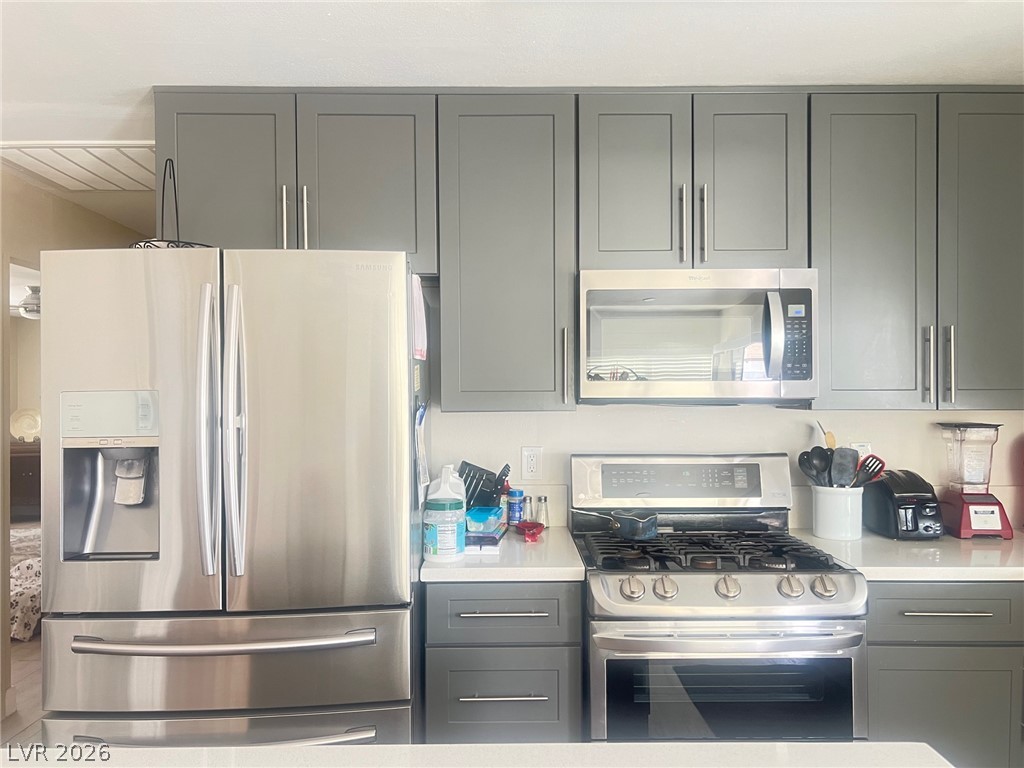 4194 Greenpoint Street Las Vegas NV 89147