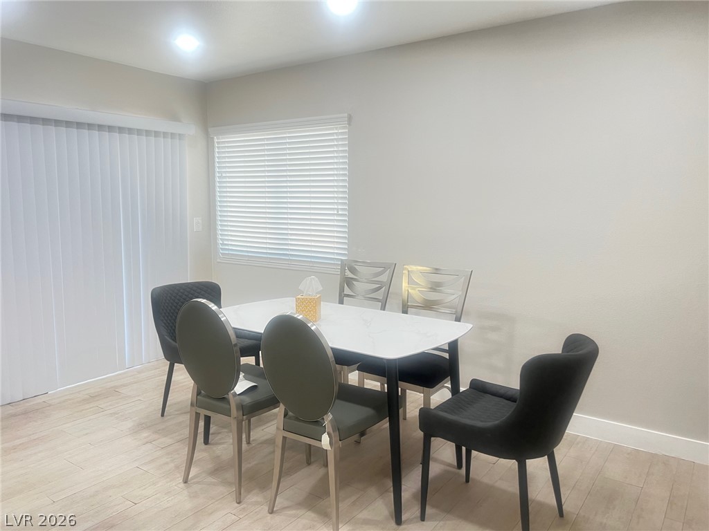 4194 Greenpoint Street Las Vegas NV 89147