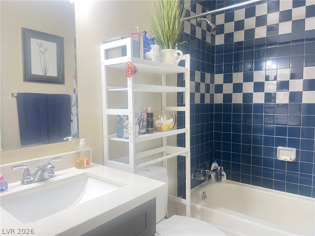 4194 Greenpoint Street Las Vegas NV 89147