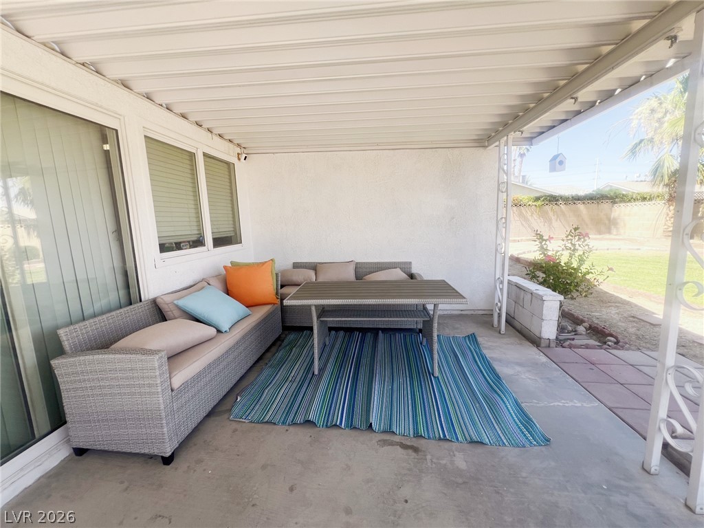 4194 Greenpoint Street Las Vegas NV 89147