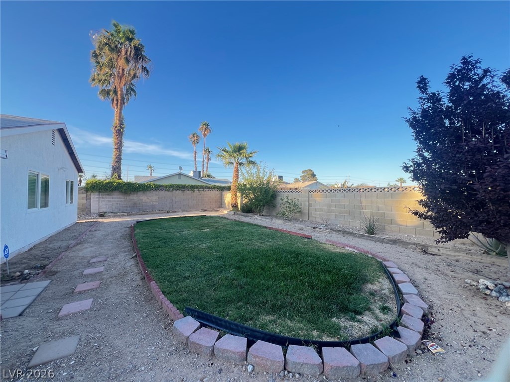4194 Greenpoint Street Las Vegas NV 89147