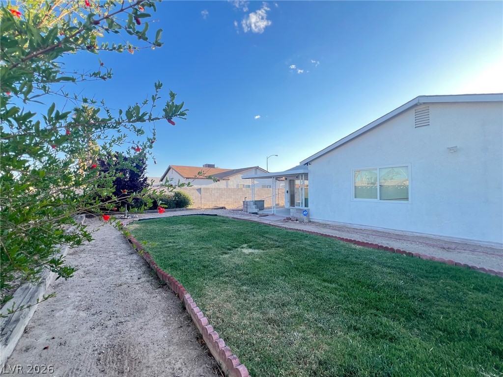 4194 Greenpoint Street Las Vegas NV 89147