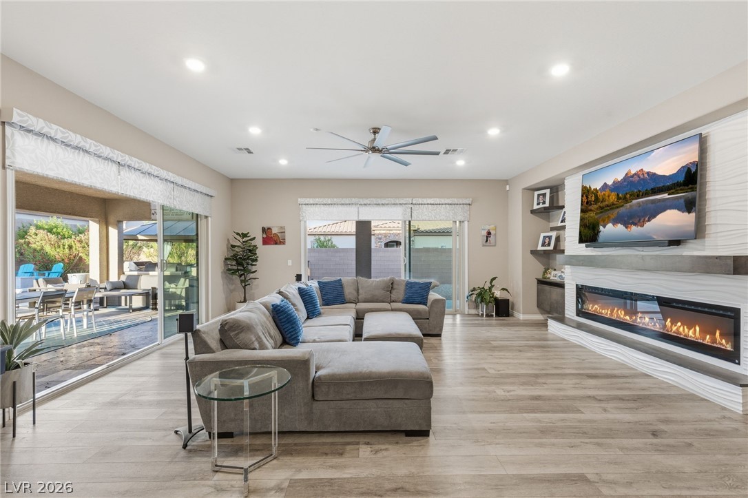 7418 Apple Bluff Avenue Las Vegas NV 89178