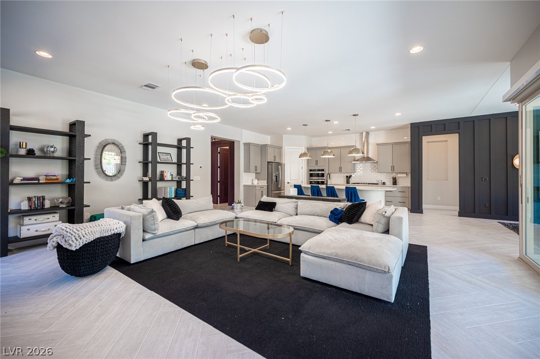 3013 Sierra Juniper Court Las Vegas NV 89138