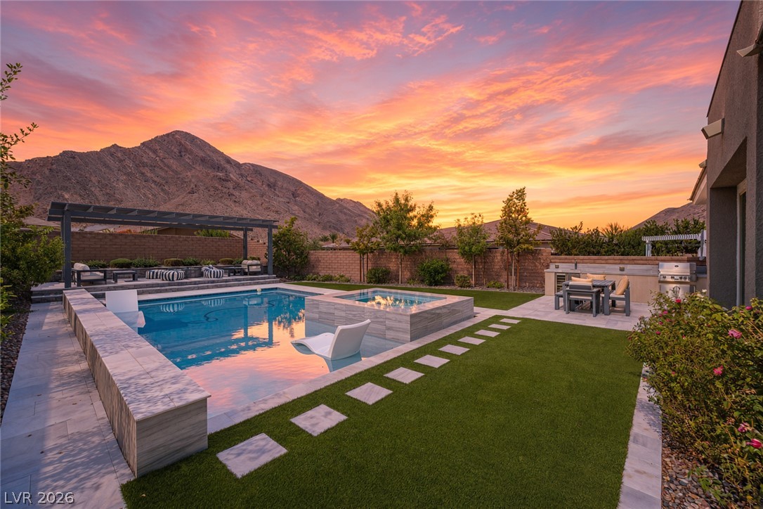 3013 Sierra Juniper Court Las Vegas NV 89138