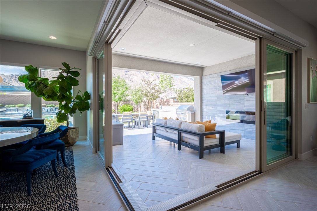 3013 Sierra Juniper Court Las Vegas NV 89138