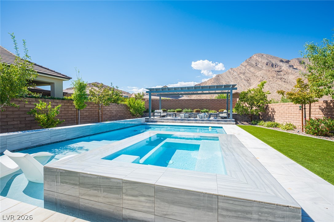 3013 Sierra Juniper Court Las Vegas NV 89138