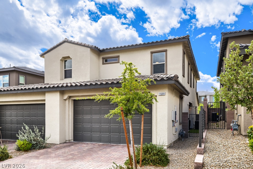 11689 Emerald Lake Avenue Las Vegas NV 89138
