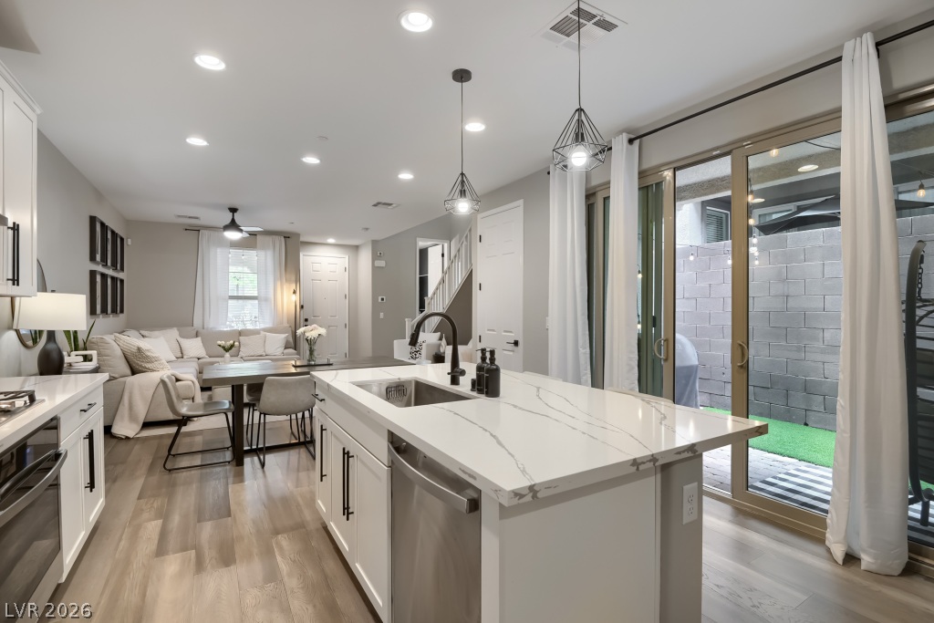 11689 Emerald Lake Avenue Las Vegas NV 89138