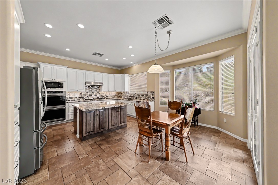 2306 Schaeffer Hills Drive Henderson NV 89052