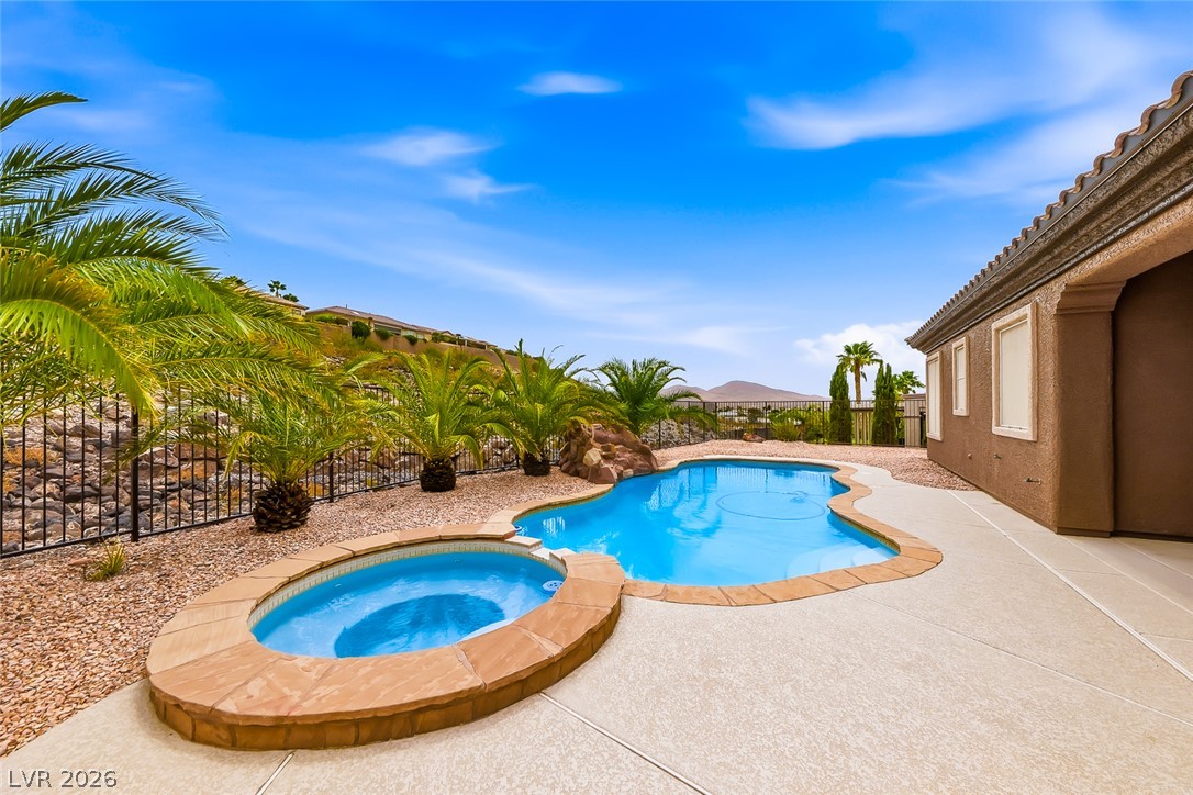 2306 Schaeffer Hills Drive Henderson NV 89052