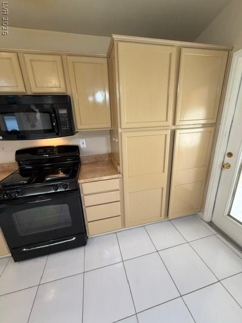 9042 Iron Crow Avenue Las Vegas NV 89147