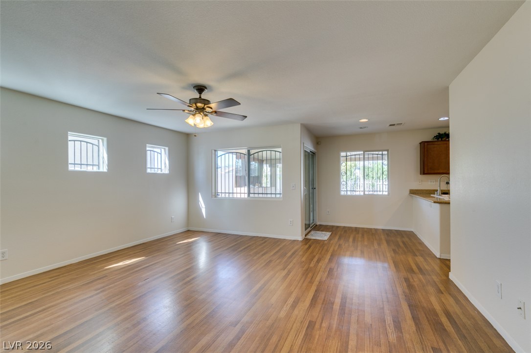 4033 Puebla Street Las Vegas NV 89115