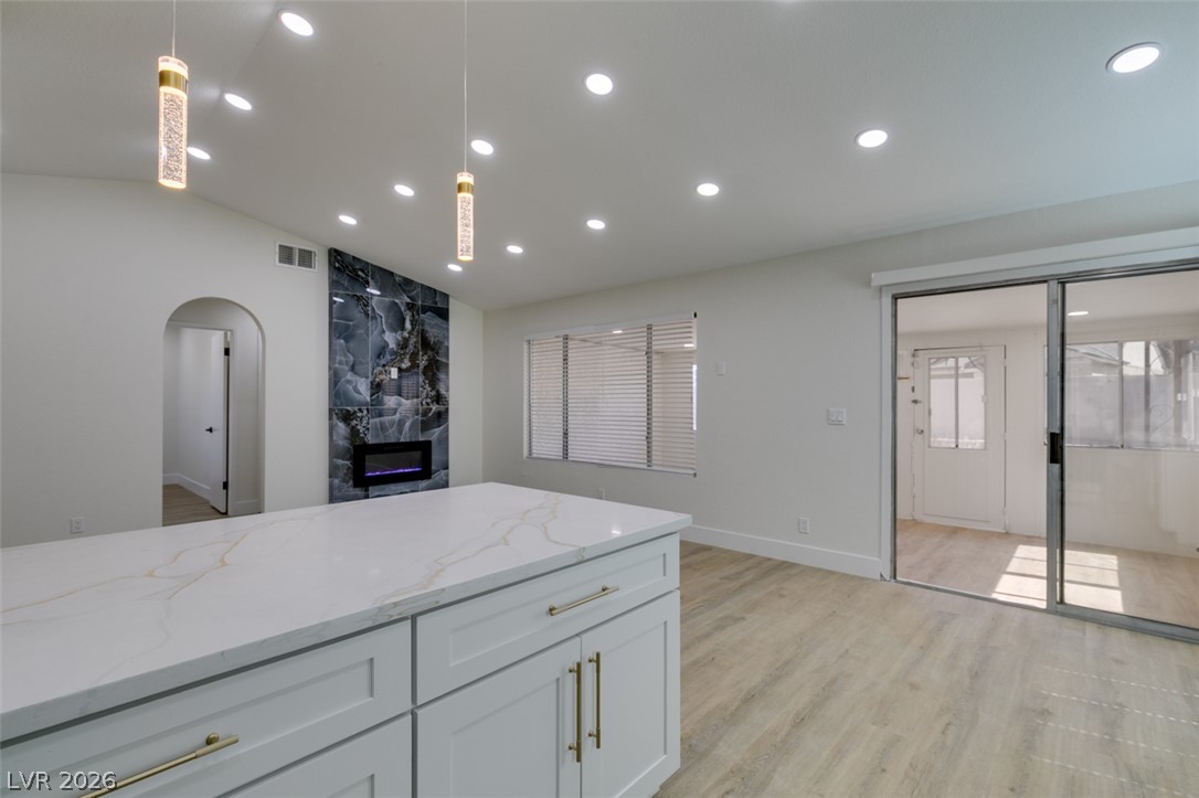5574 Ballinger Drive Las Vegas NV 89142