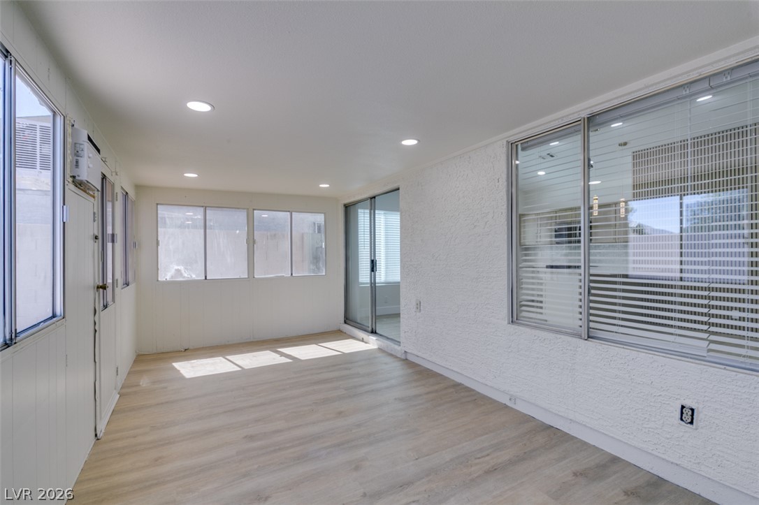 5574 Ballinger Drive Las Vegas NV 89142