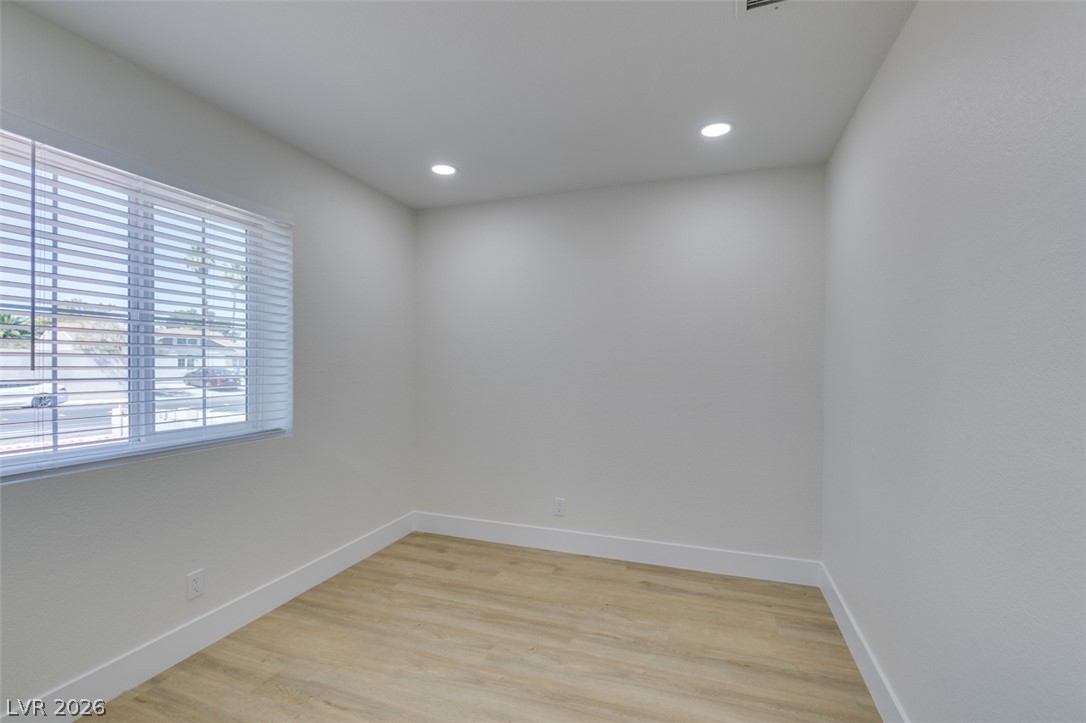 5574 Ballinger Drive Las Vegas NV 89142