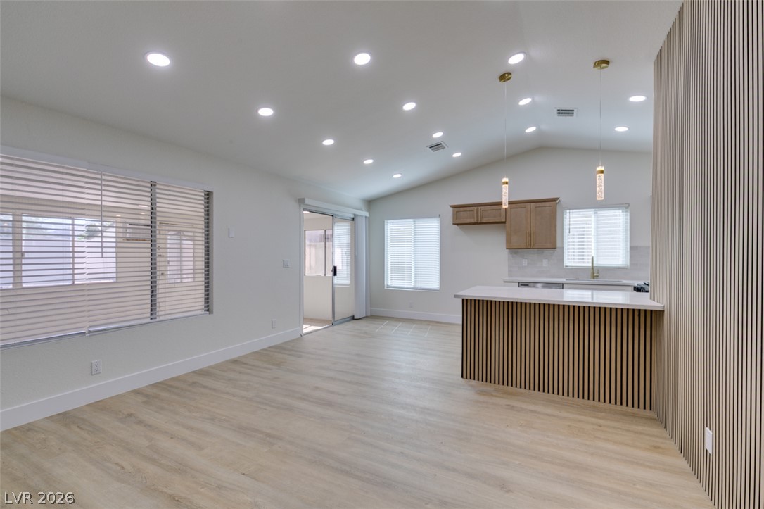 5574 Ballinger Drive Las Vegas NV 89142