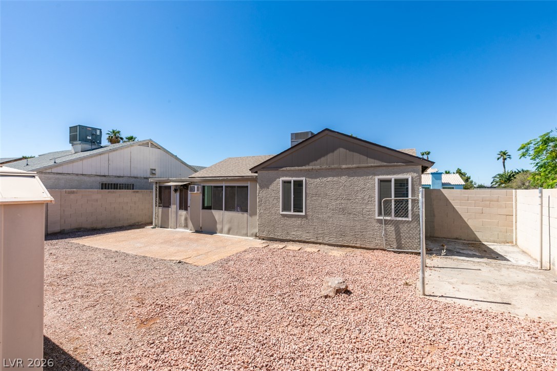 5574 Ballinger Drive Las Vegas NV 89142