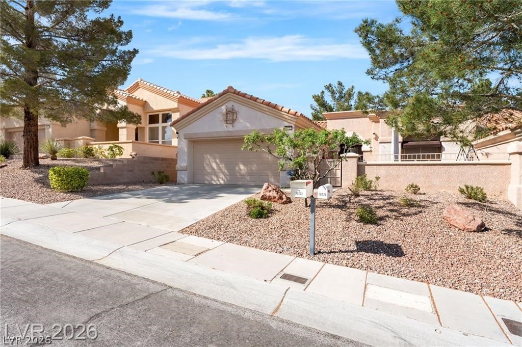 10722 Sky Meadows Avenue Las Vegas NV 89134
