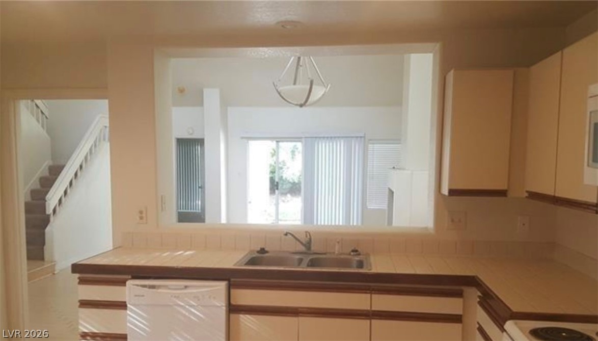 6974 Emerald Springs Lane Las Vegas NV 89113