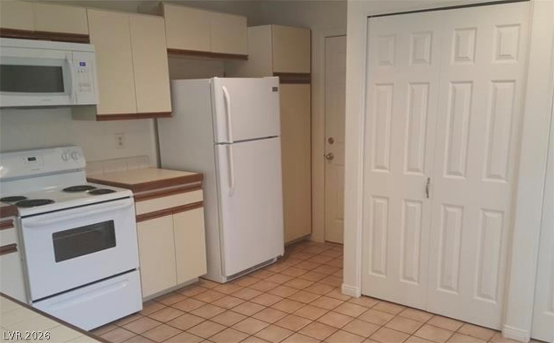 6974 Emerald Springs Lane Las Vegas NV 89113