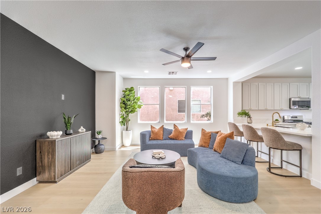 11855 Bella Luna Street Las Vegas NV 89183