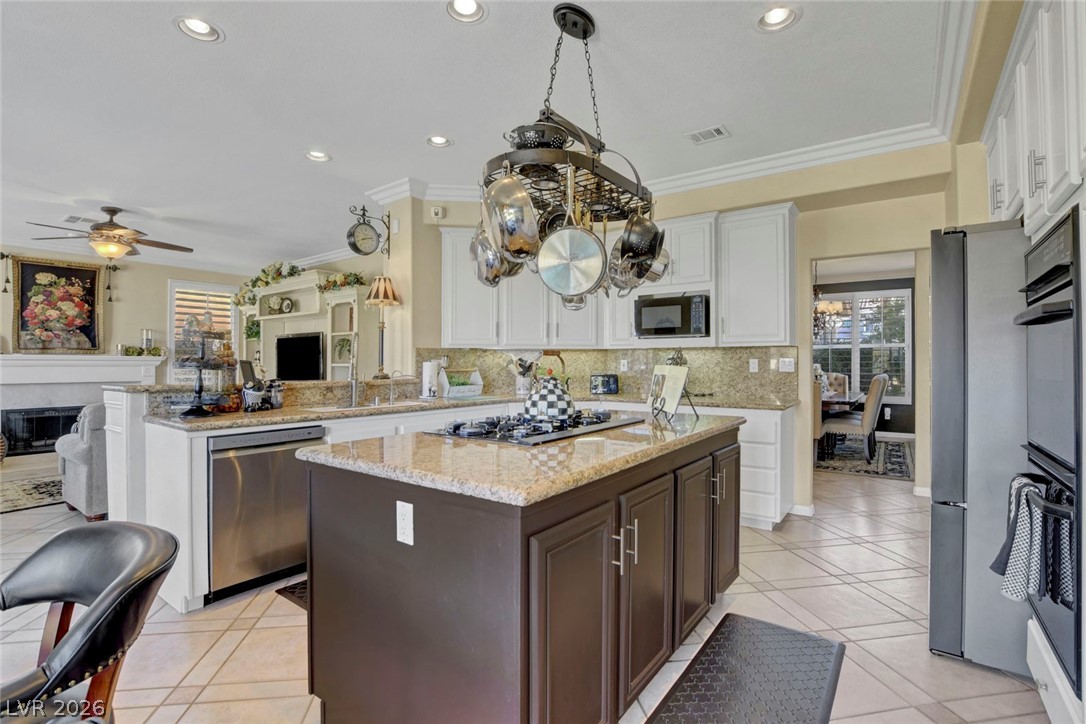 1812 Paseo Overlook Court Las Vegas NV 89128